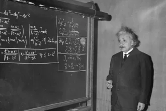 Albert Einstein était-il vraiment nul à l'école - planete-eleve.com